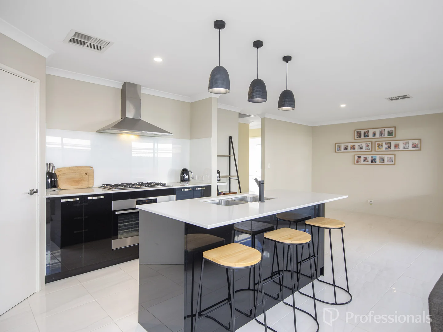 Additional image 3 of 147 Hawksbill Drive, Alkimos WA 6038