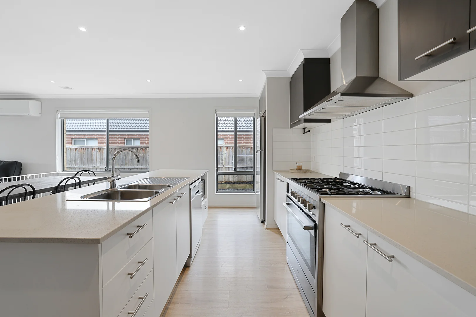 Additional image 2 of 46 Meadowbrook Crescent, Warragul VIC 3820