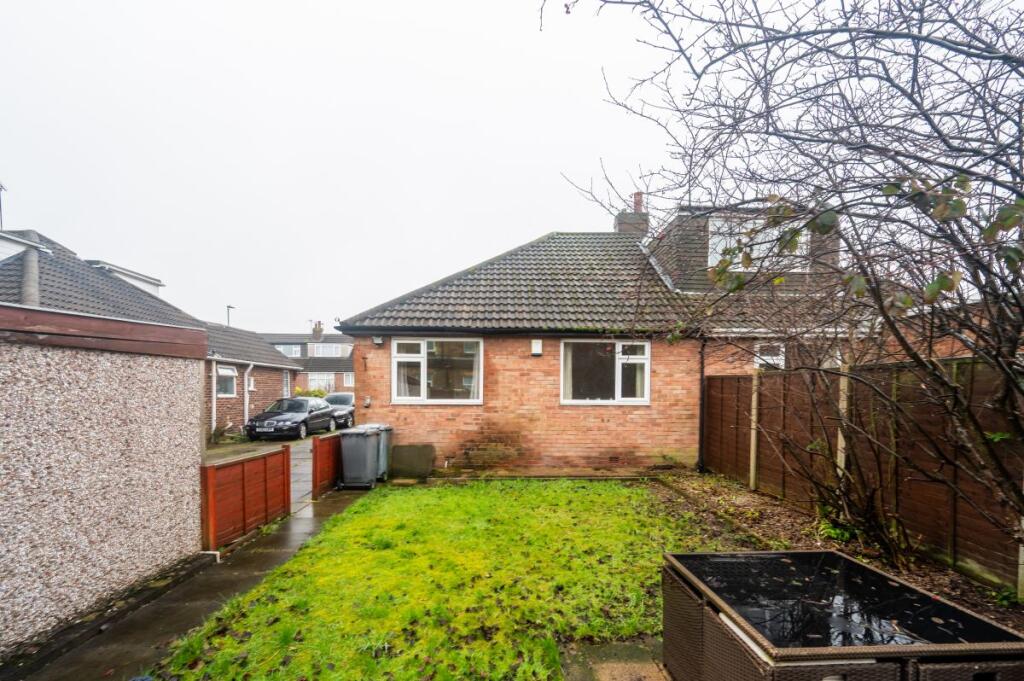 Dean Park Drive, Drighlington