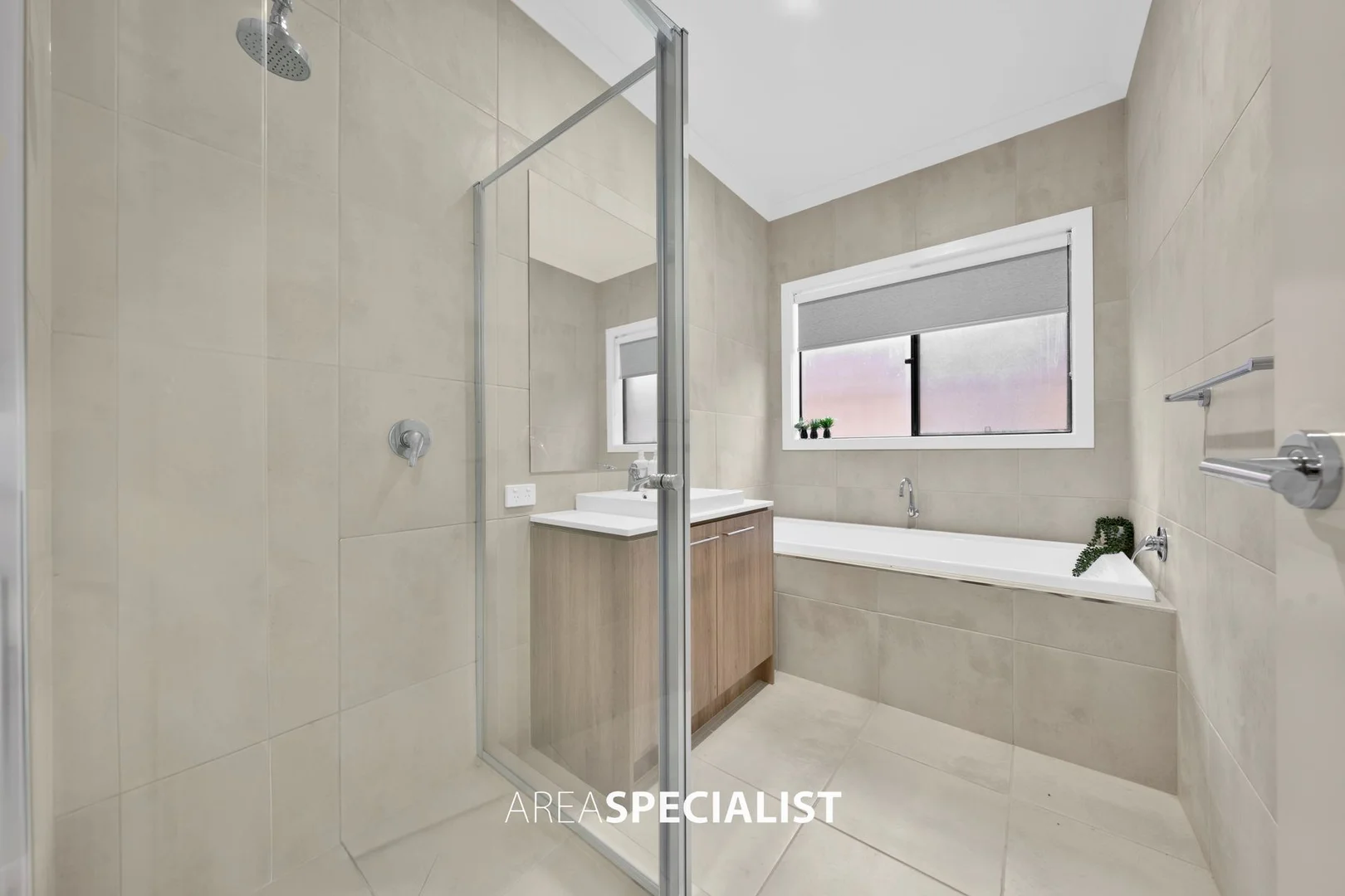 Additional image 4 of 18 Celevan Street, Clyde North VIC 3978