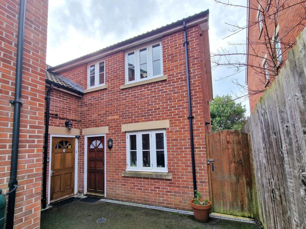 Northload Street, Glastonbury, BA6