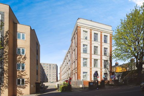 Coombe Road, Brighton, East Sussex BN2