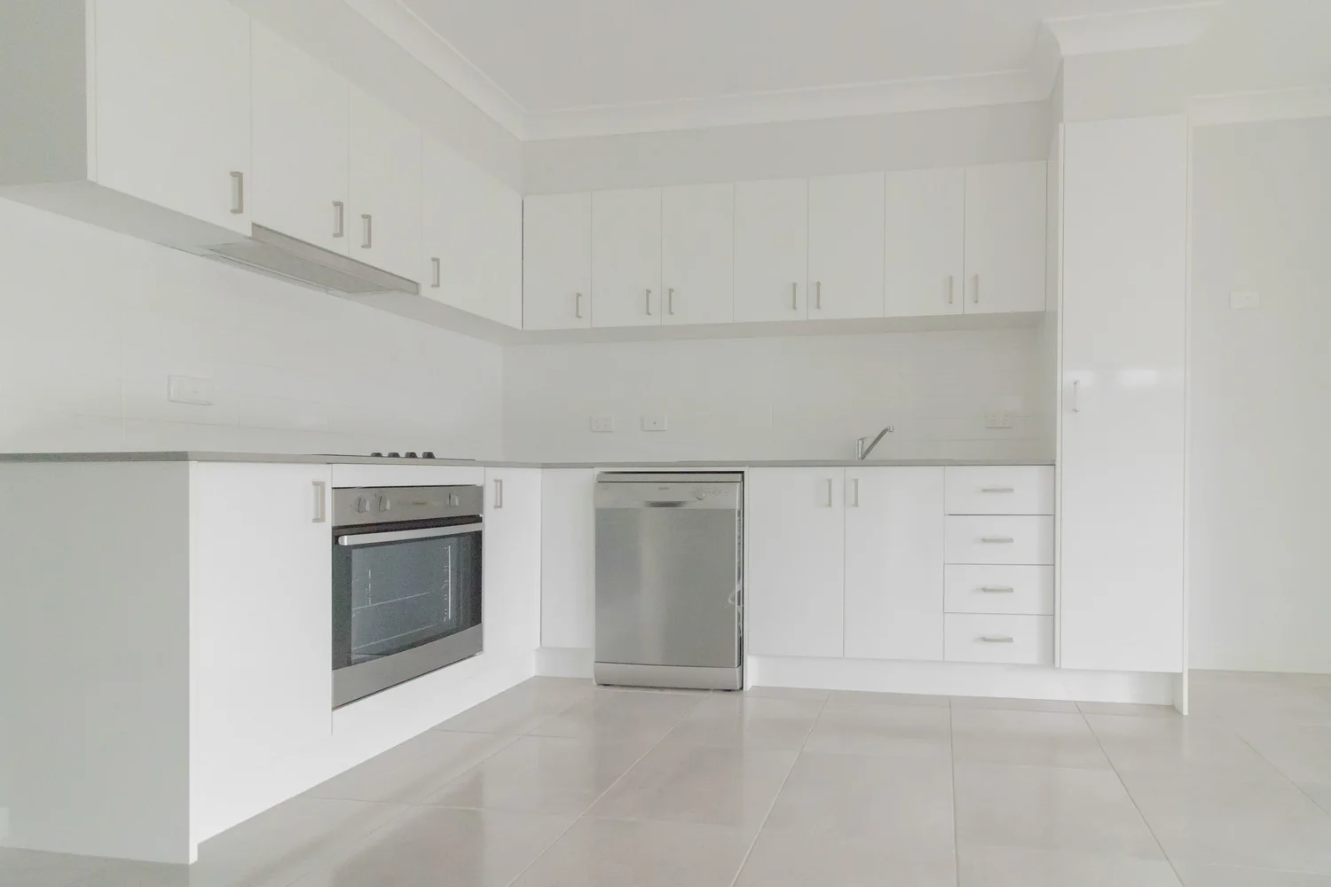 5 Hillsborough Place, Pimpama QLD 4209 photo 5