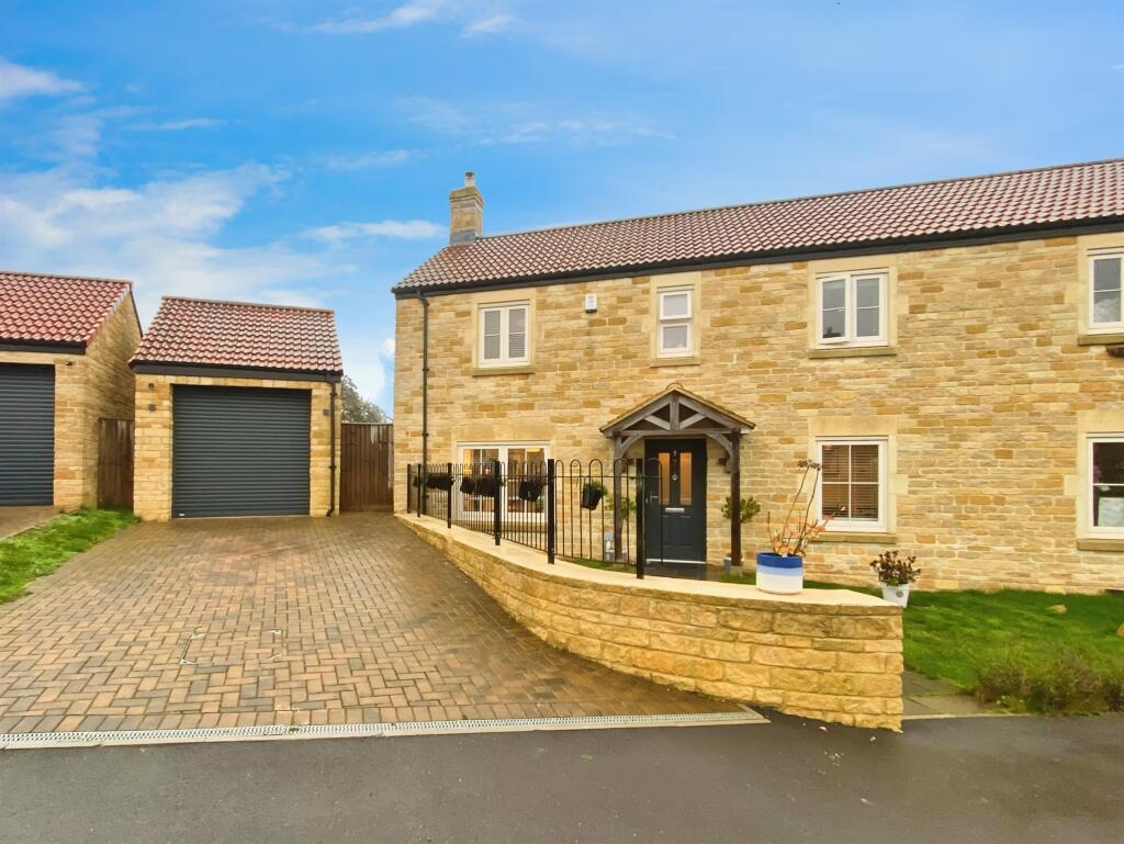 Lavender Close, Faulkland, Radstock
