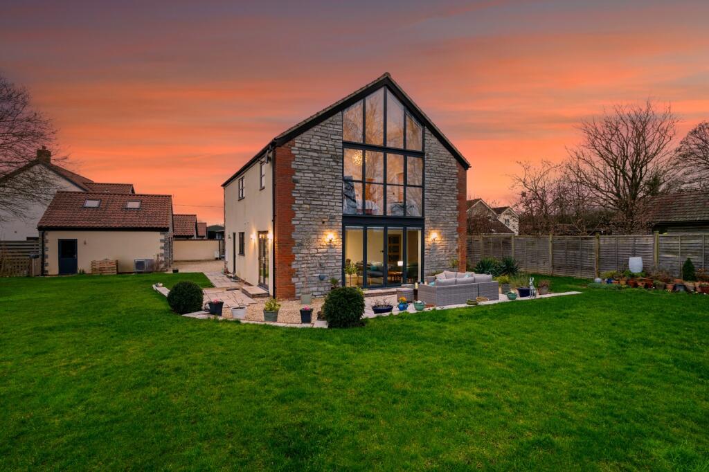 Lovington, Castle Cary,  BA7