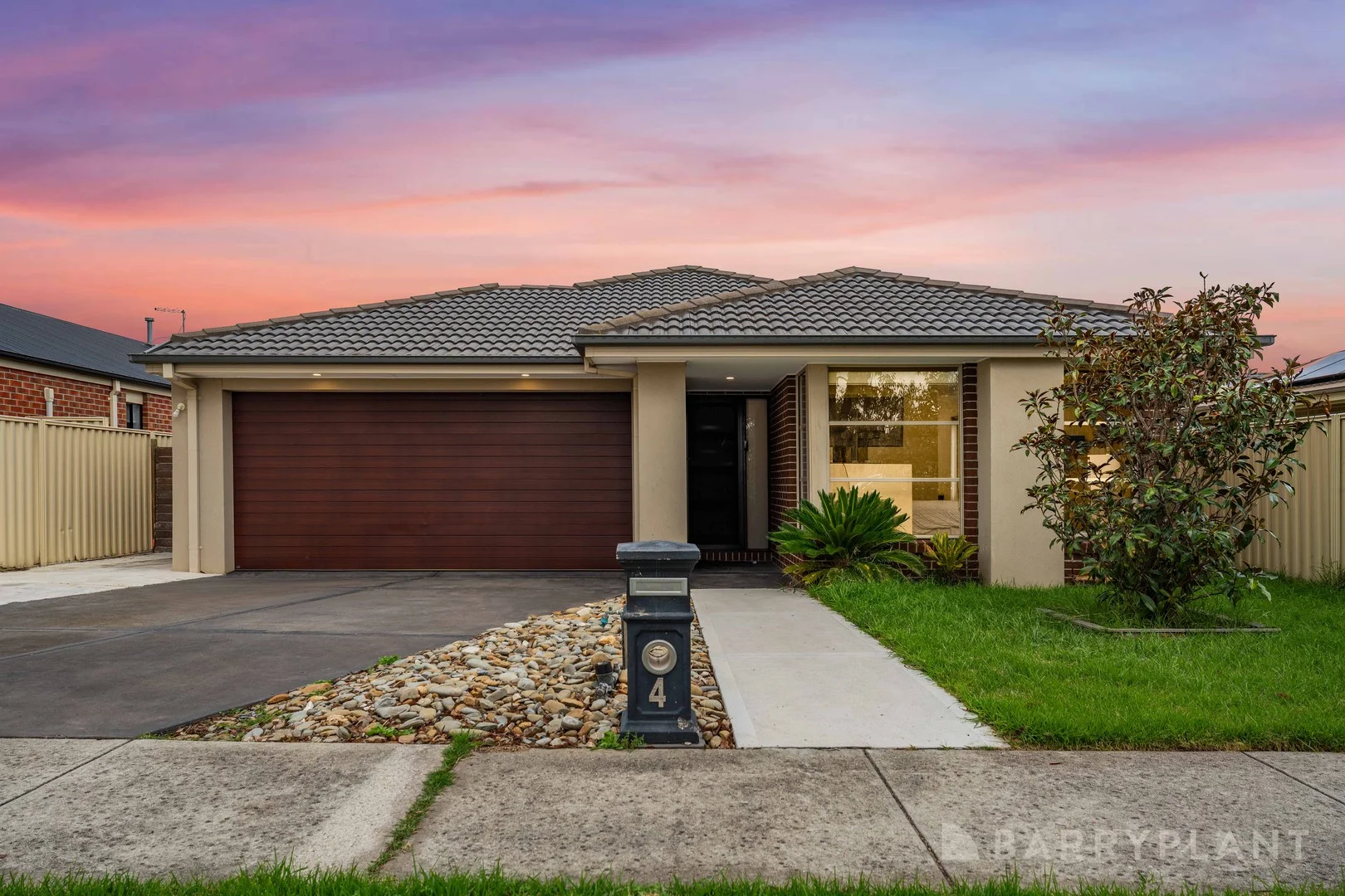 4 Muscari Drive, Pakenham VIC 3810