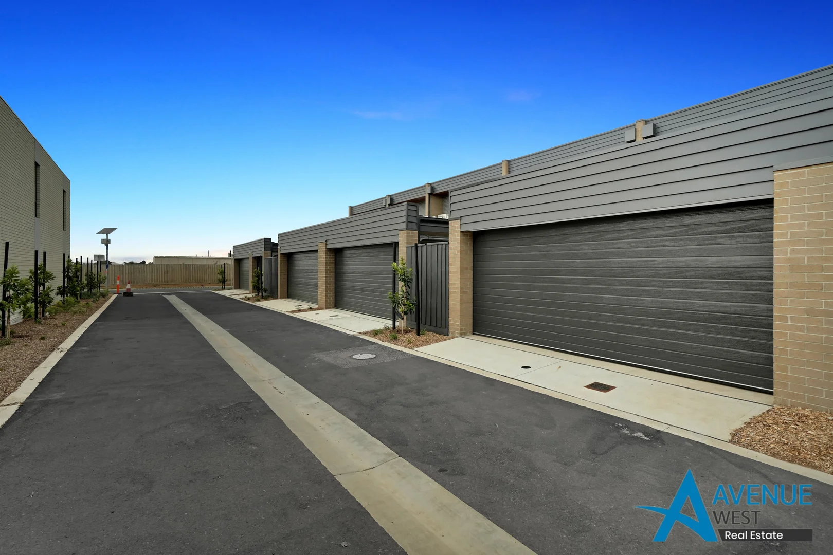 Additional image 12 of 49 Ribbonwood Crescent, Sunshine North VIC 3020