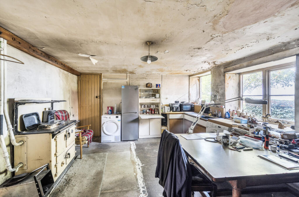 Additional image 7 of Emborough, Radstock, BA3