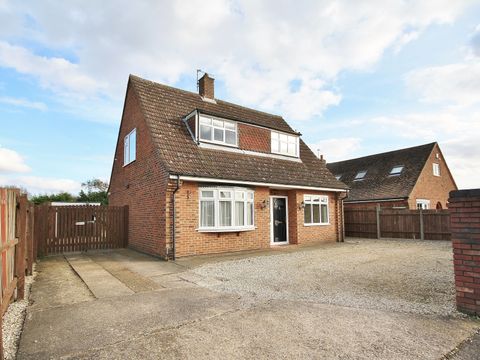 Highlow Road, New Costessey, Norwich NR5