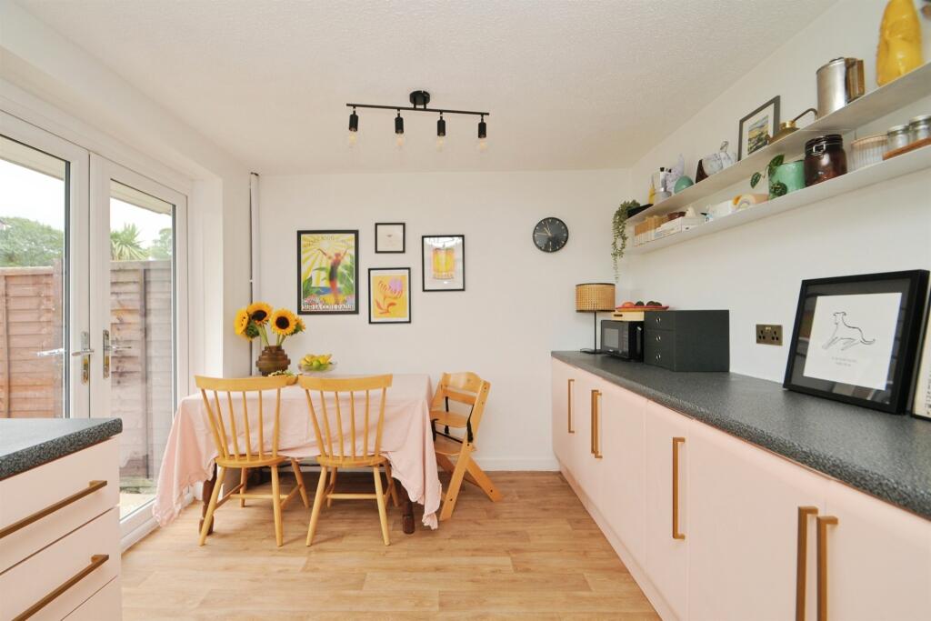 Coverdale Way, Baildon, SHIPLEY photo 5