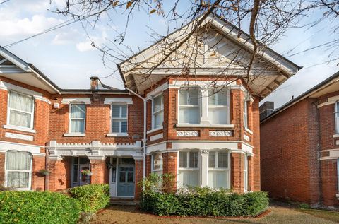 Thornbury Avenue, Shirley, Southampton, Hampshire SO15
