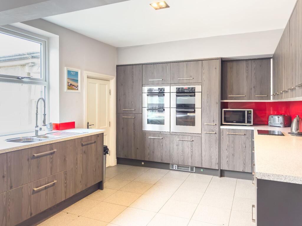 Additional image 3 of Cleckheaton Road, Oakenshaw, BD12 7AD