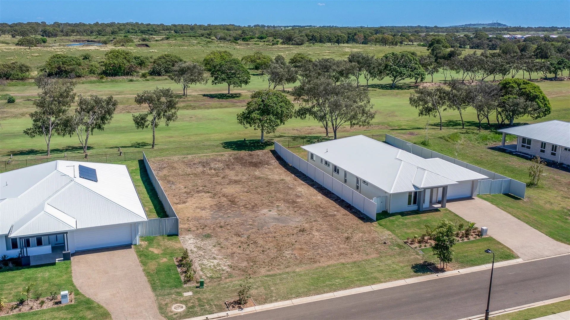 Additional image 2 of 46 Golf View Drive, Coral Cove QLD 4670
