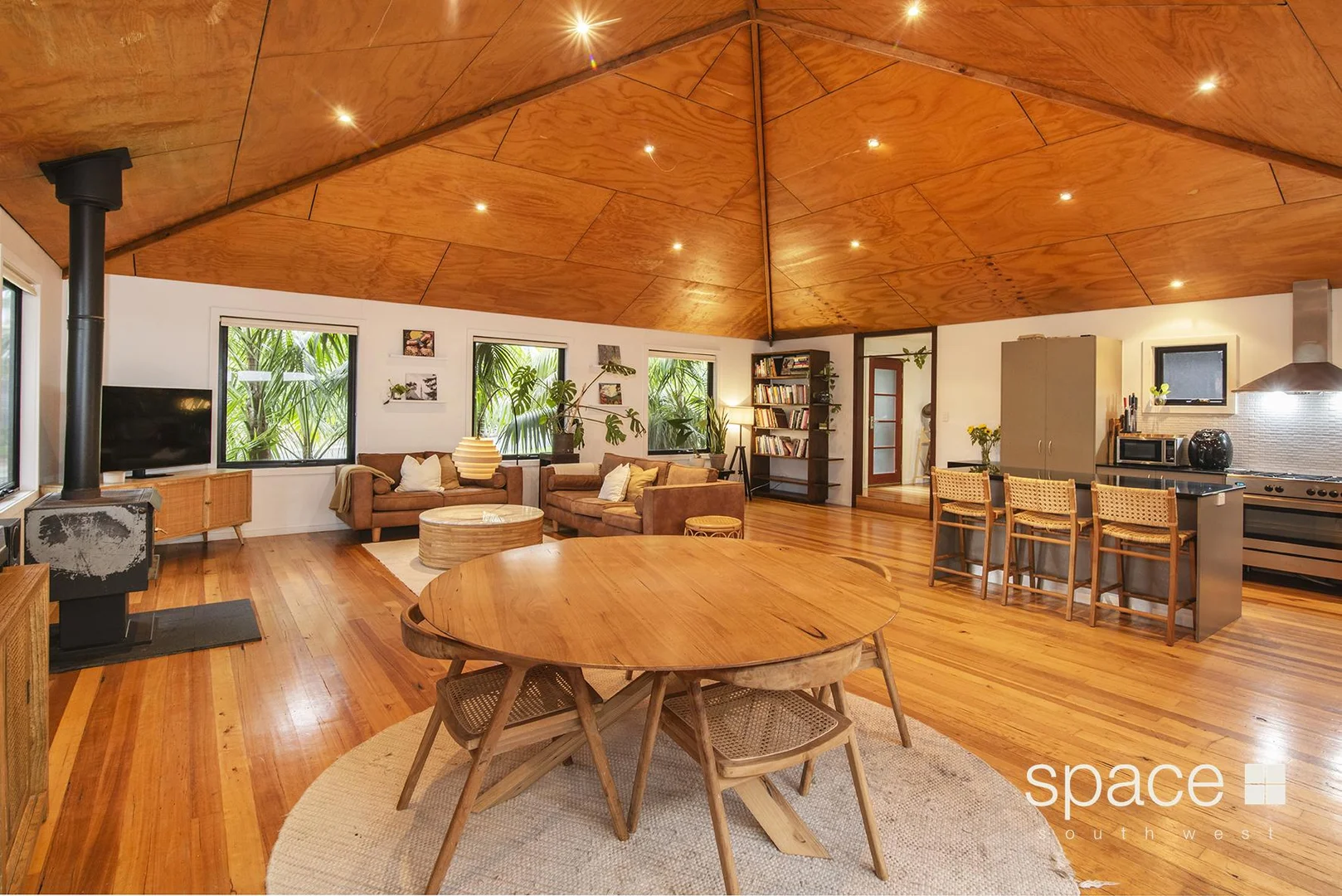 2 Lilac Link, Margaret River WA 6285 photo 3