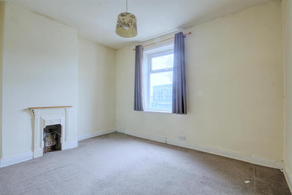 Long Ing Lane, Barnoldswick photo 5