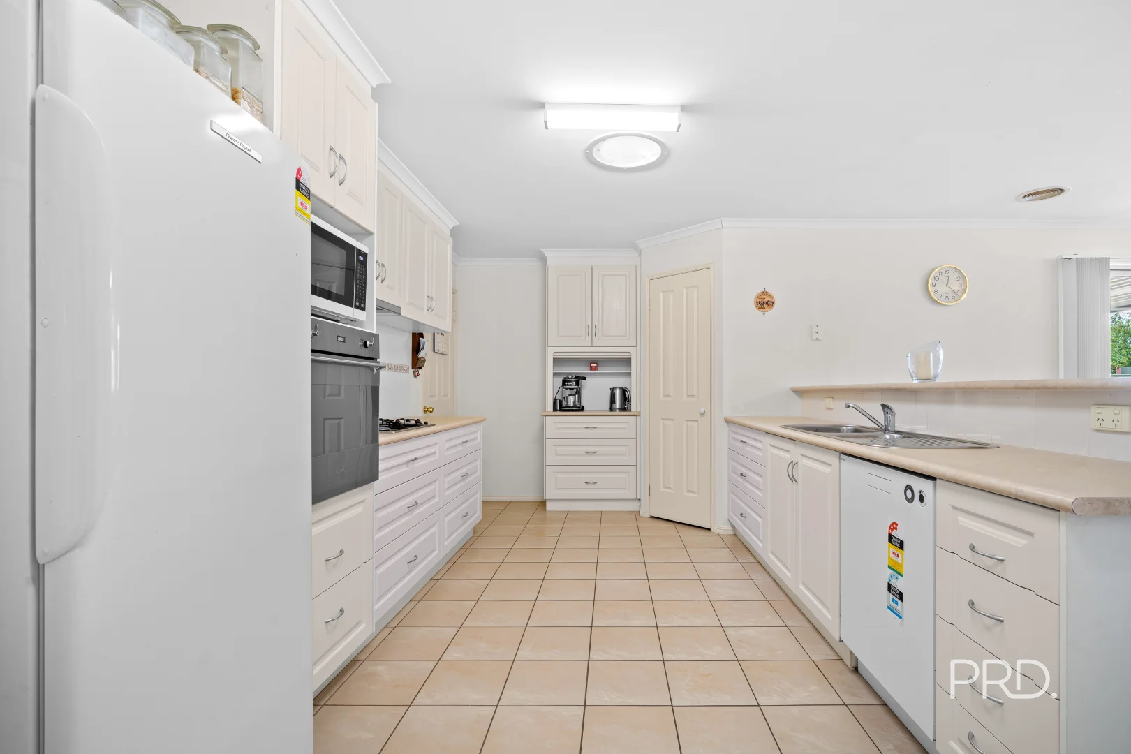 Additional image 14 of 14 Yeomans Place, Kooringal NSW 2650