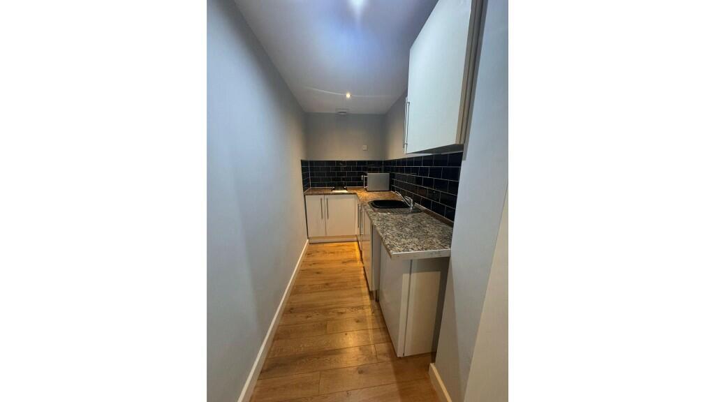 Additional image 3 of Hennymoor House, Manor Row, Bradford, West Yorkshire, BD1