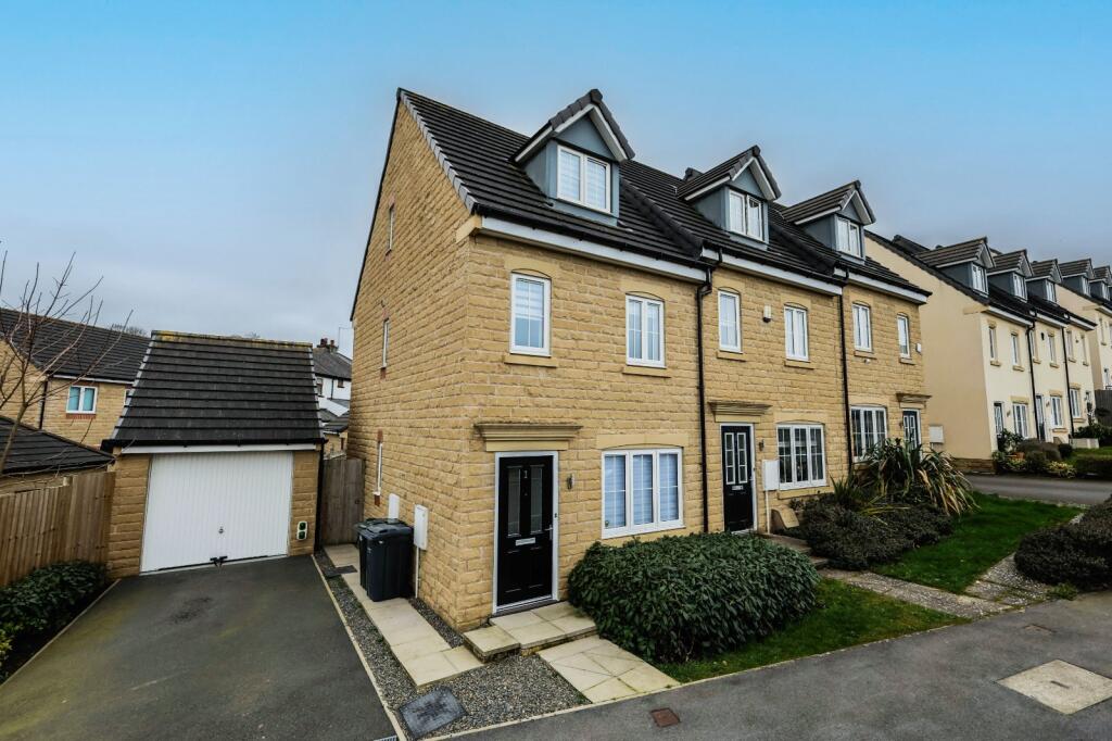 Brompton Drive, Bradford, West Yorkshire, UK, BD10