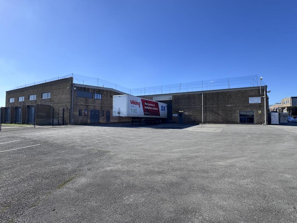 Additional image 4 of 30 Oxford Road, Pen Mill Trading Estate, Yeovil, BA21 5HR