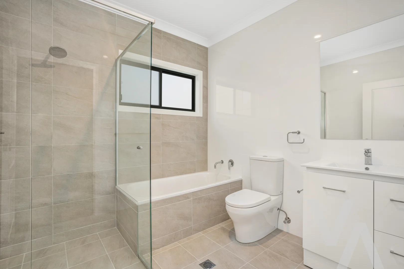 Additional image 5 of 4/49-51 Yorston Street, Warners Bay NSW 2282