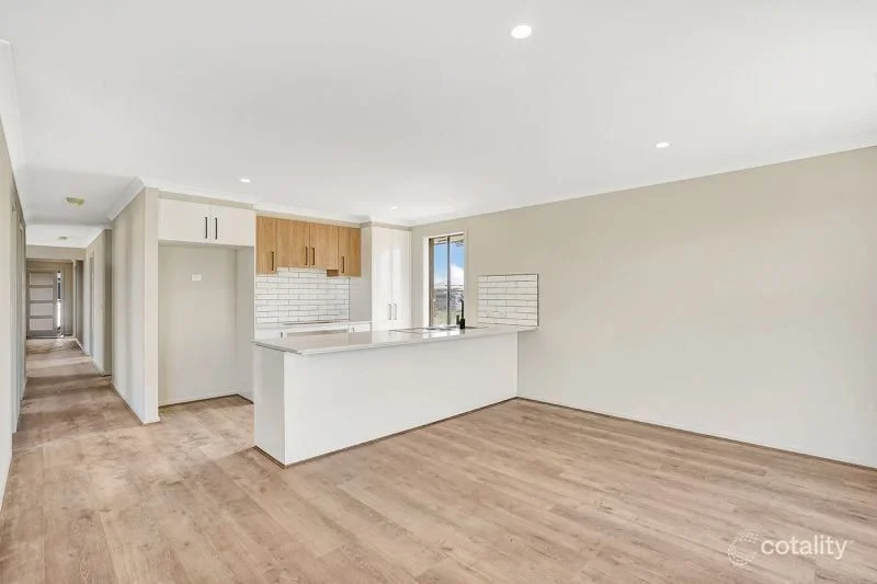 Additional image 2 of 18 Wooli Avenue, Clyde VIC 3978