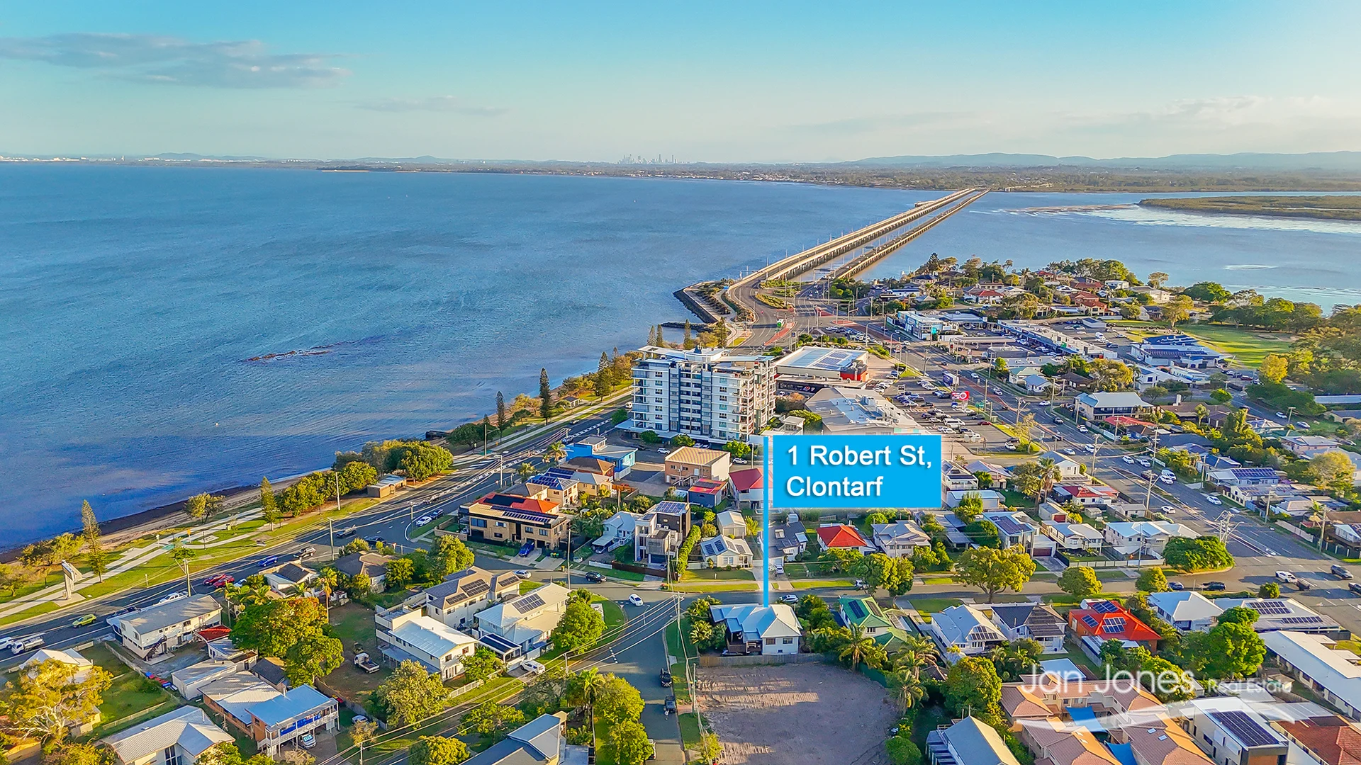 Additional image 3 of 1 Robert Street, Clontarf QLD 4019