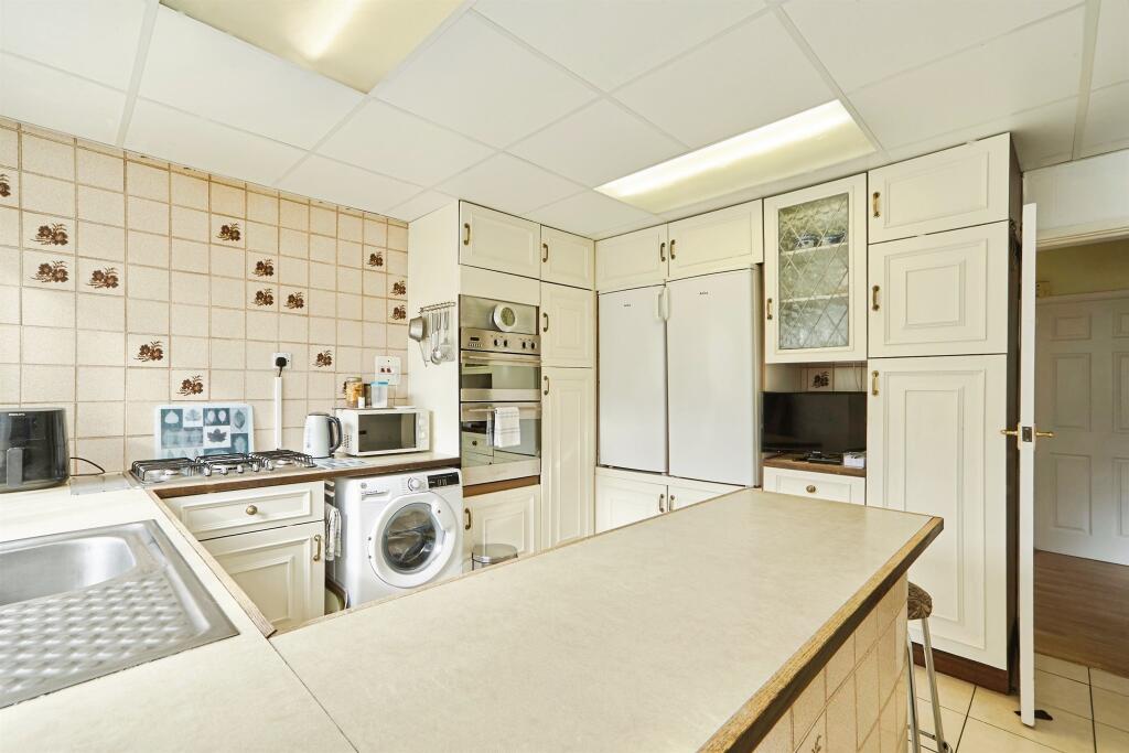 Additional image 3 of Woodside View, Bingley