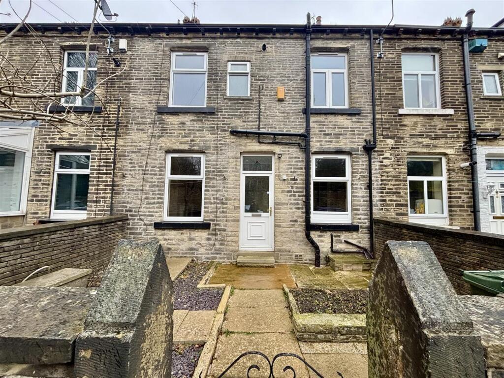 Pastureside Terrace West, Clayton, Bradford