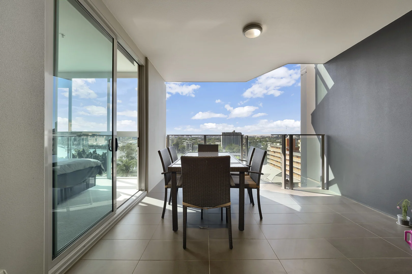 Additional image 3 of 709/18 Thorn Street, Kangaroo Point QLD 4169