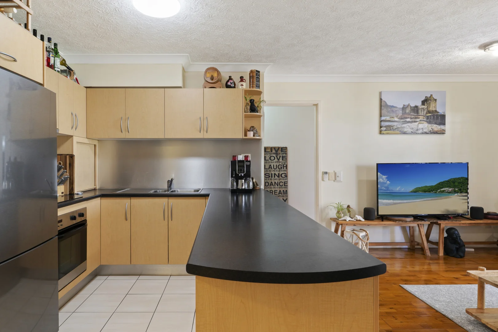 Additional image 5 of 1/32-36 Ocean Street, Mermaid Beach QLD 4218