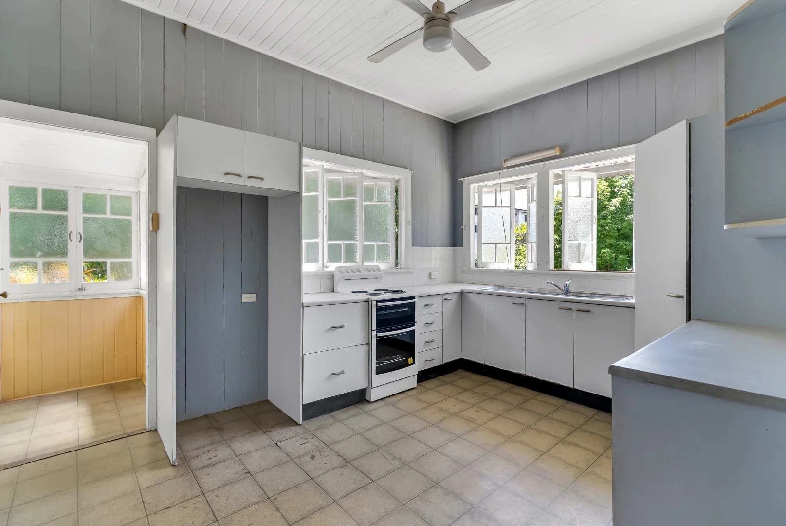 Additional image 10 of 8-16 Short Street, Cairns North QLD 4870