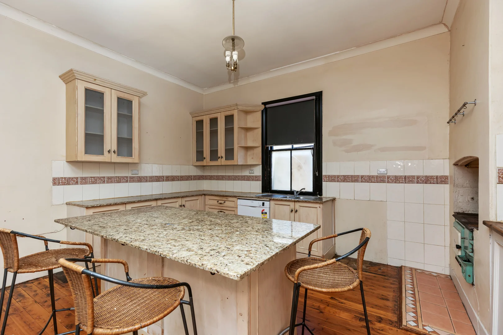 26 Elizabeth Street, Junee NSW 2663 photo 3