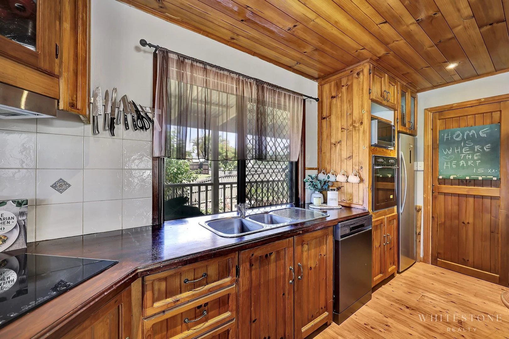 Additional image 4 of 10 Spinnaker Boulevard, Innes Park QLD 4670