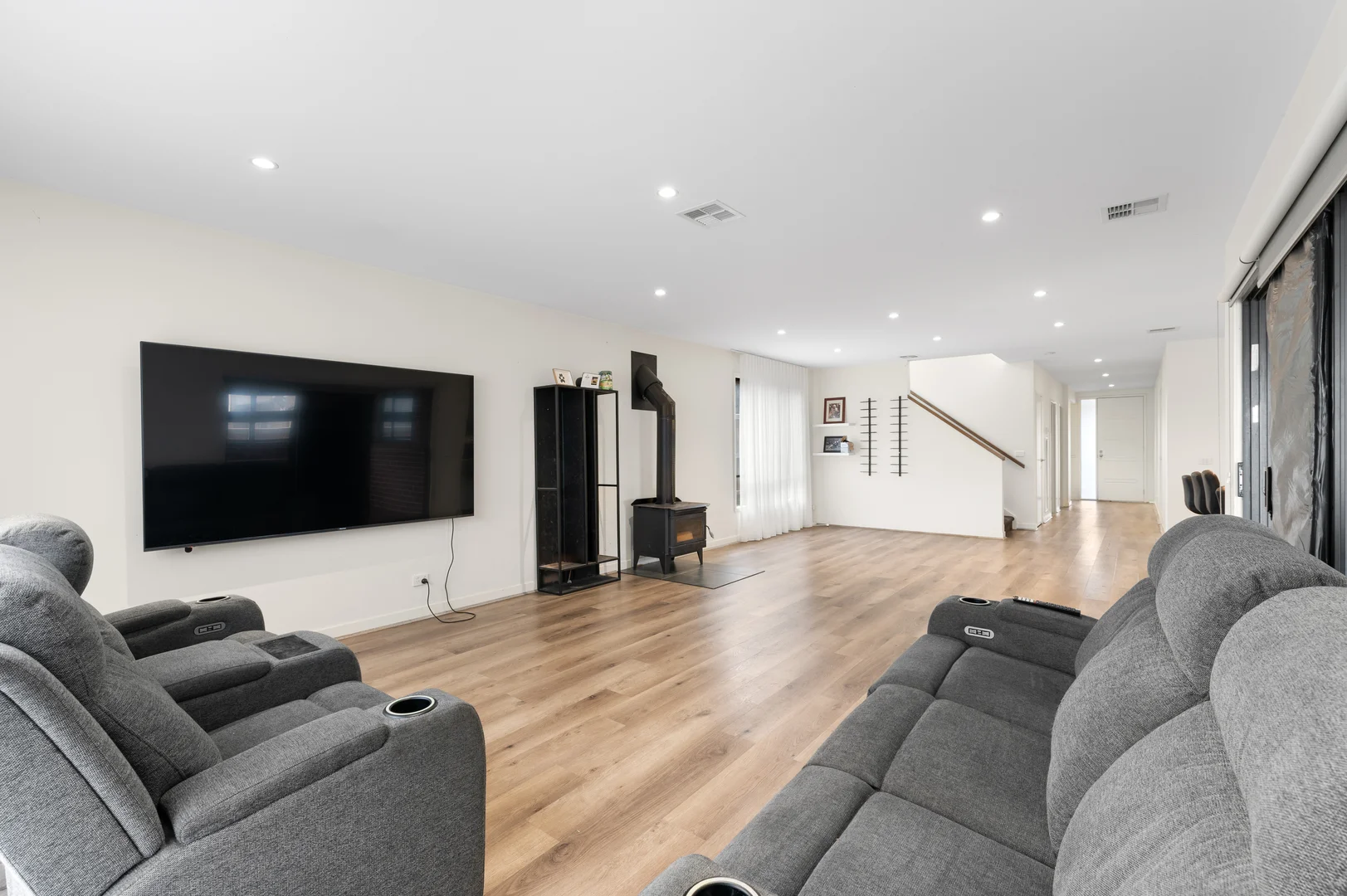 12 Canungra Way, Doreen VIC 3754 photo 5