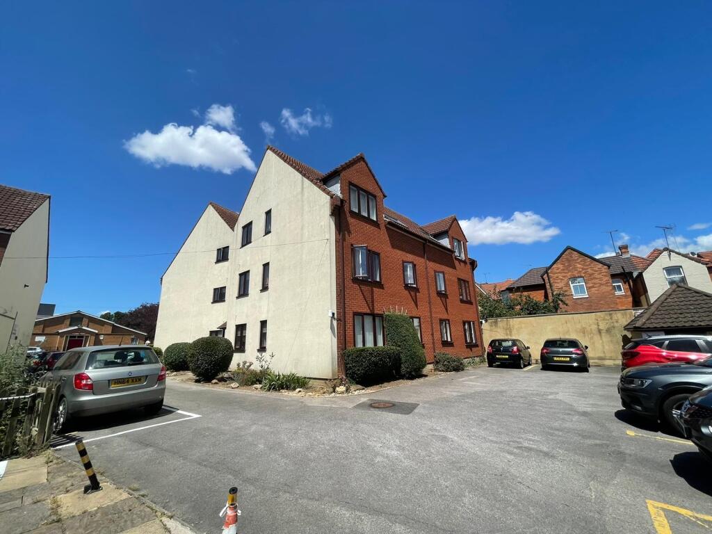 The Avenue, Yeovil