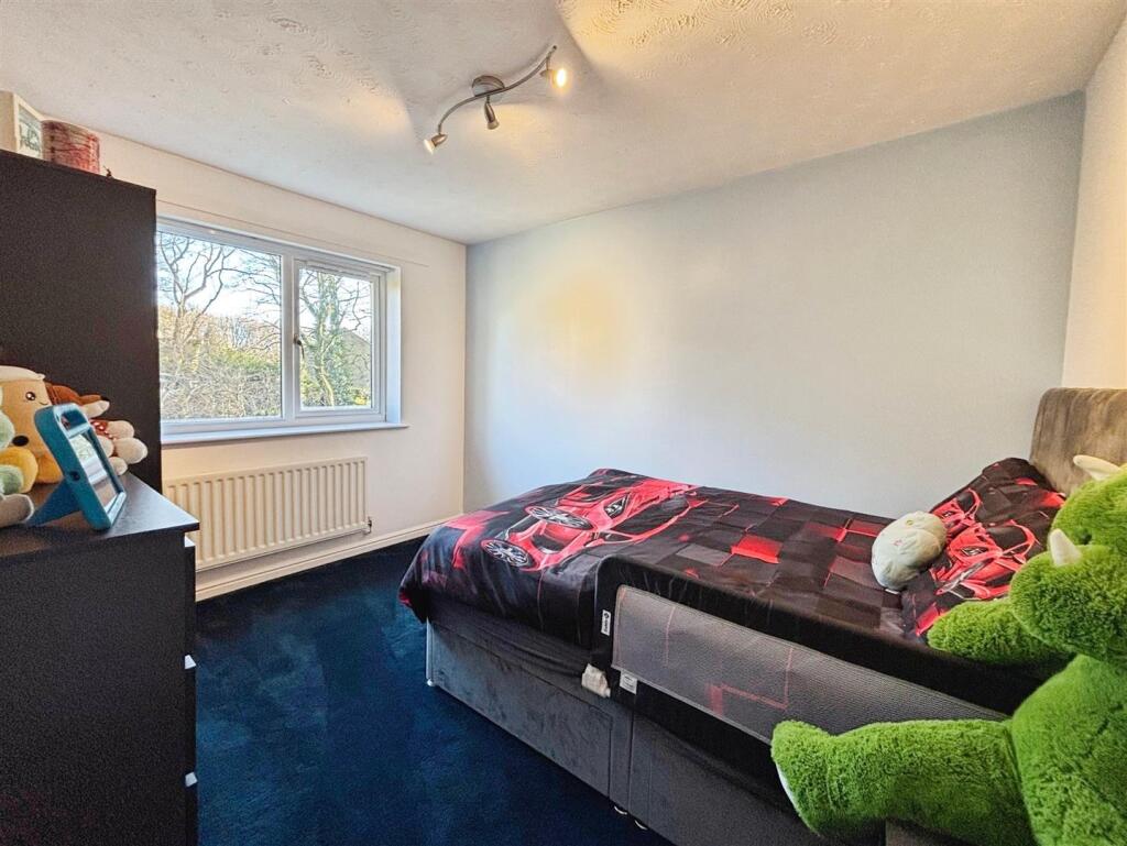 Additional image 14 of Cheriton Drive, Queensbury, Bradford, BD13 1QA