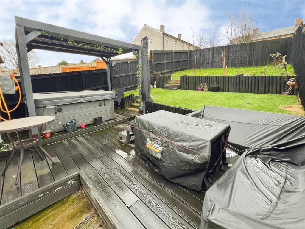 Additional image 23 of Blackthorne Close, Bradford, BD2 3DZ