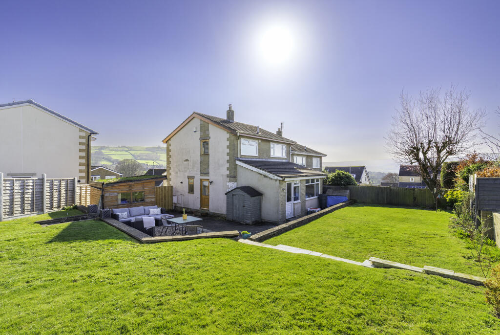 Yew Tree Close, Bradley, North Yorkshire, BD20