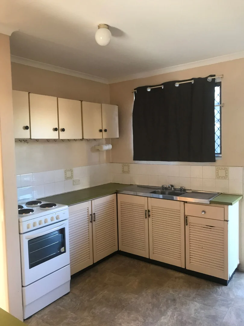 Additional image 3 of 2/38 Cypress Street, Torquay QLD 4655