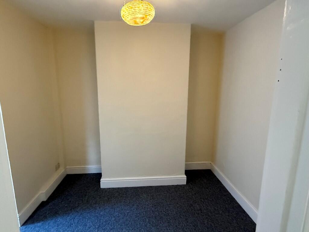 Earle Street, Yeovil photo 3