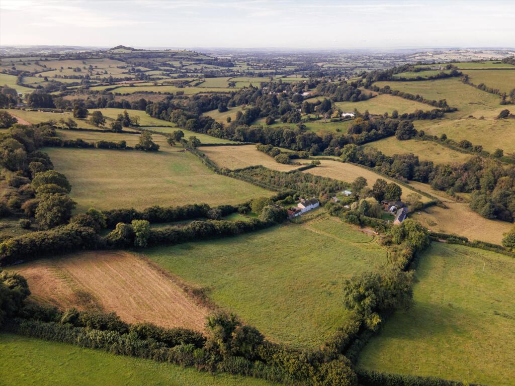 Additional image 21 of Near Bruton, Batcombe Country House with Paddock and Outbuildings BA4