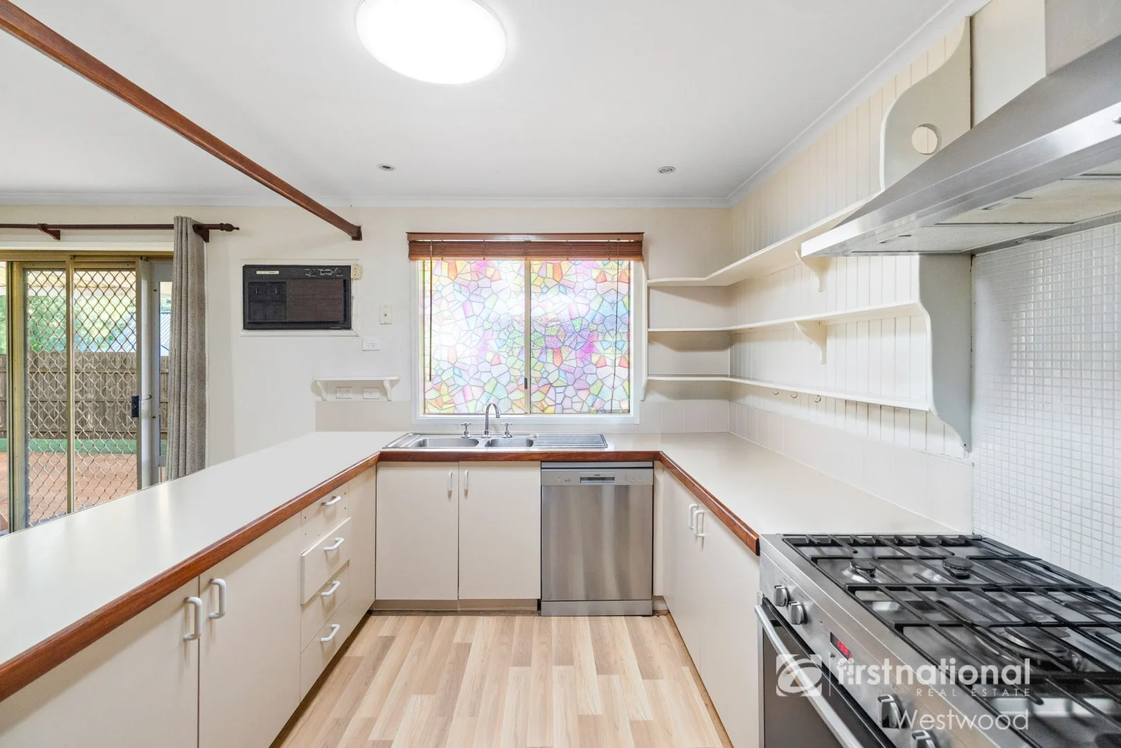 Additional image 2 of 7 Englefield Court, Werribee VIC 3030