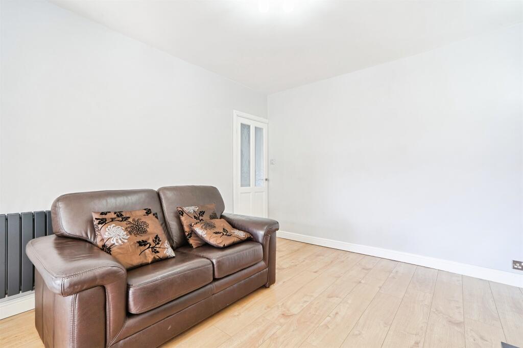 Additional image 7 of Glenaire Drive, Baildon, Shipley