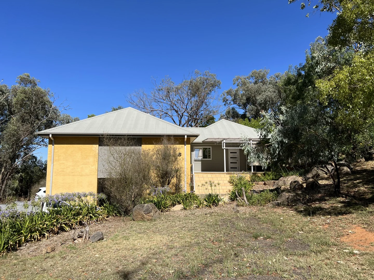 129 Wickham Lane, Young NSW 2594
