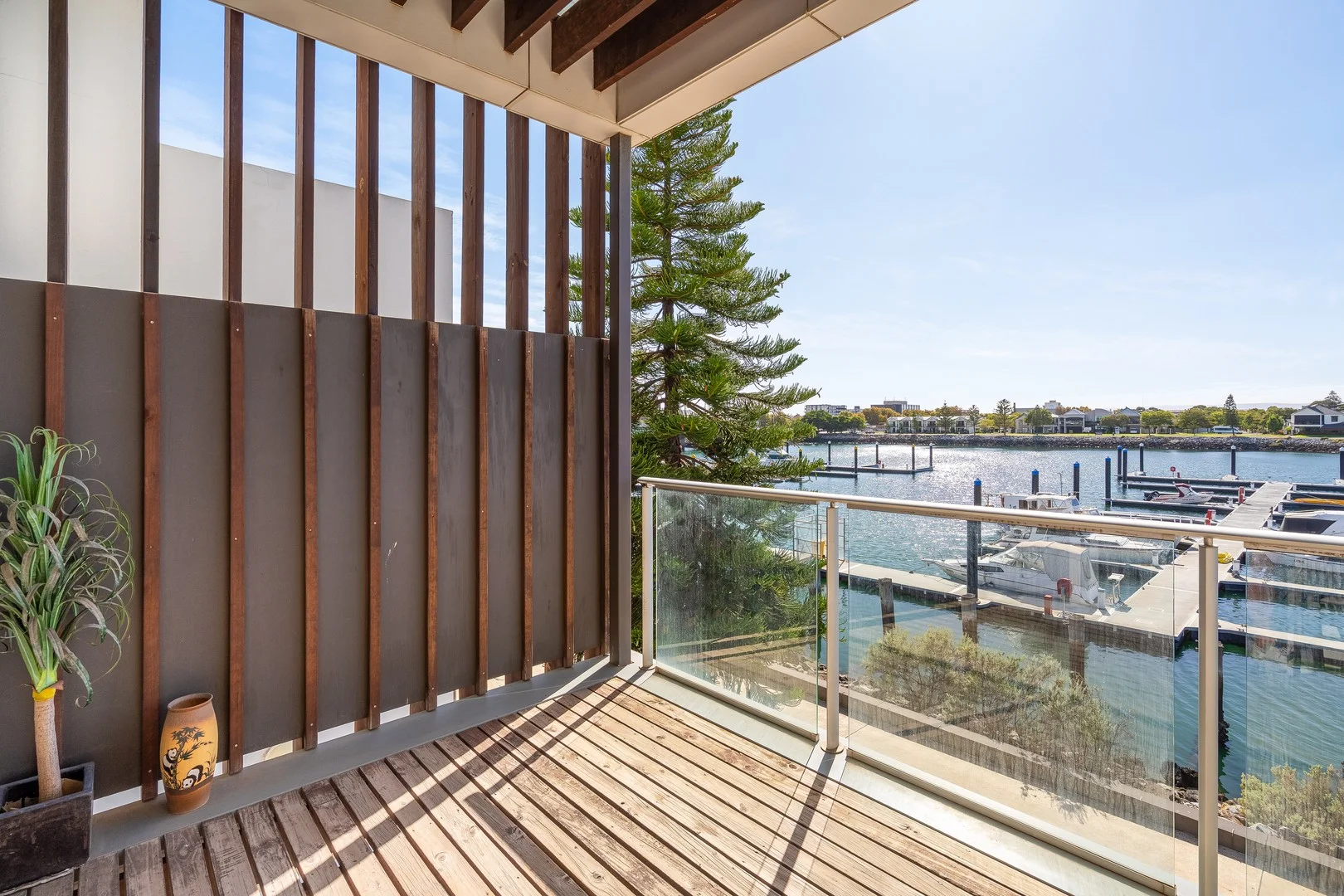 16 Parri Crescent, New Port SA 5015