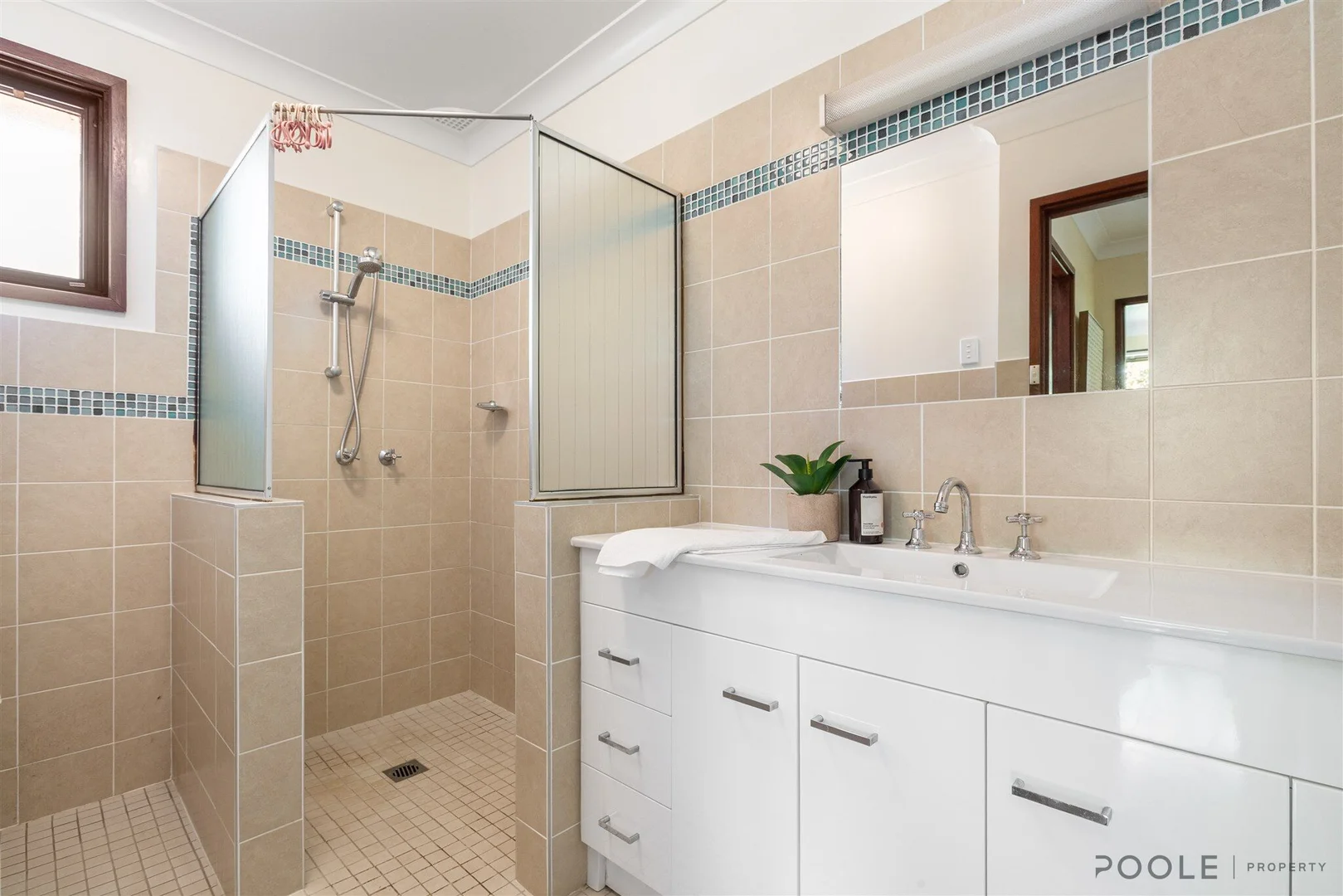 Additional image 11 of 90 White Cross Road, Winmalee NSW 2777