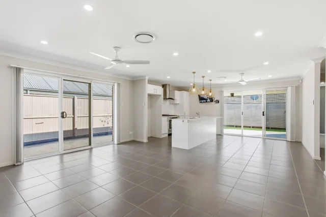 9 Archer Road, Spring Farm NSW 2570 photo 3