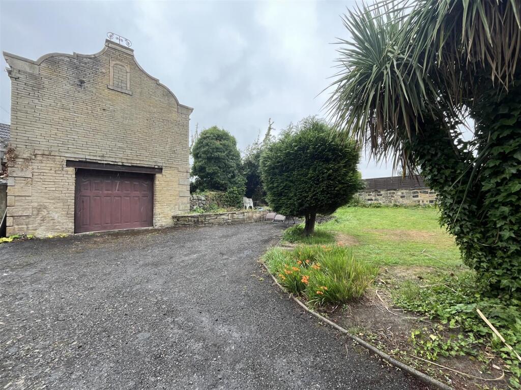 Additional image 2 of Carr Lane, Low Moor, Bradford