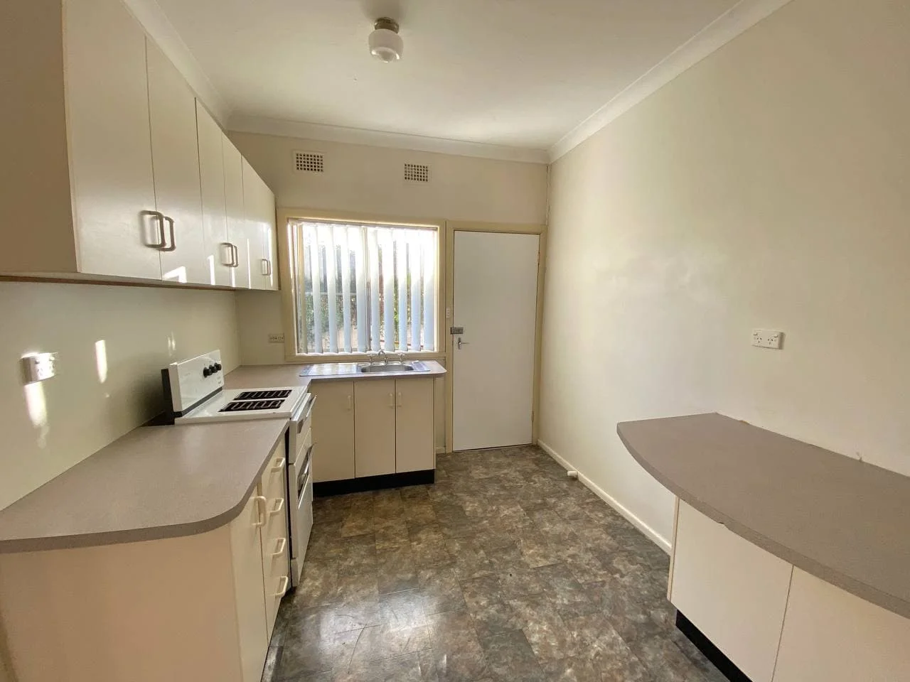 Additional image 2 of 4/41 Bushman Street, Parkes NSW 2870