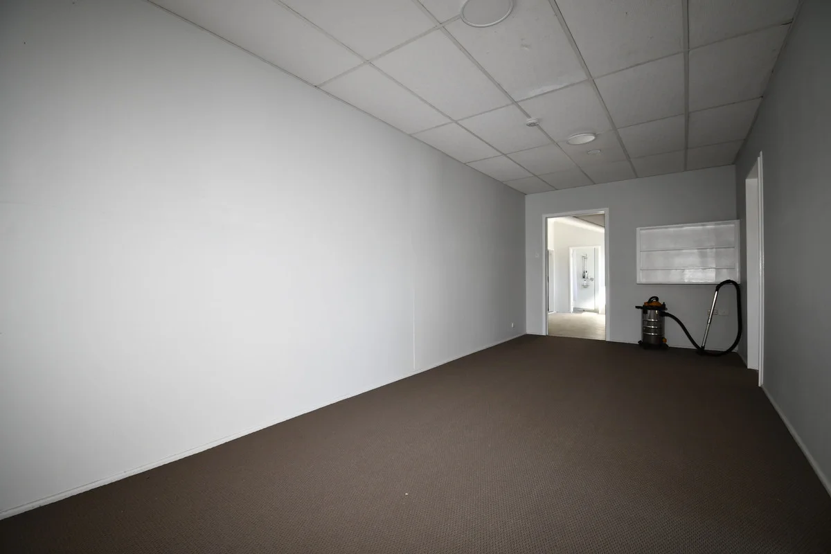 Additional image 7 of 402 Campbell Street, Depot Hill QLD 4700
